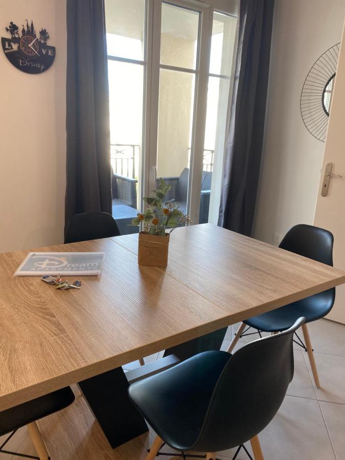 Douillet By Dream Apartments 塞里斯 外观 照片
